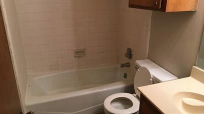 Foto del edificio - 1009 Sybil Dr