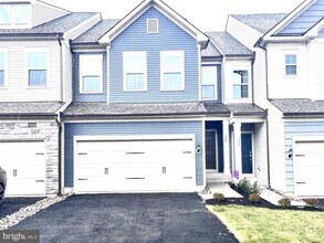 Building Photo - 326 Milton Stamp Dr