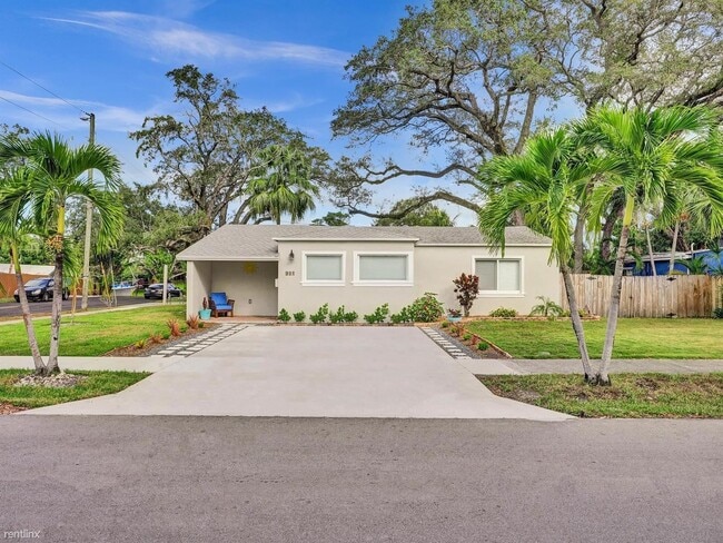 Foto del edificio - 3 br, 2 bath House - 937 SW 17th St