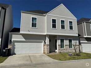 Building Photo - 405 Stonework Oaks Ln