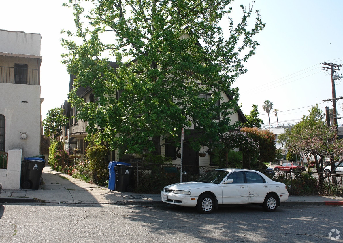 Building Photo - 5076 Lemon Grove Ave
