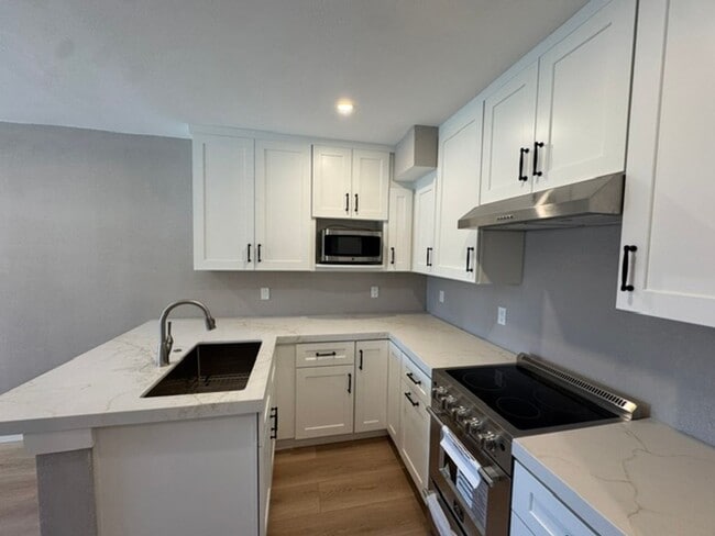 Building Photo - 25385 Avenida Ramada