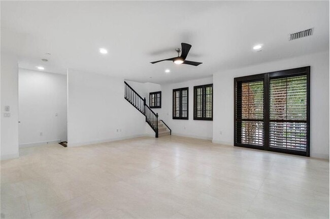 Building Photo - 4886 NW 16th Ave