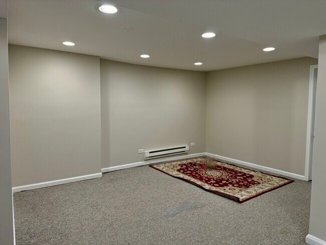 Foto del edificio - 4877 N Ashland Ave