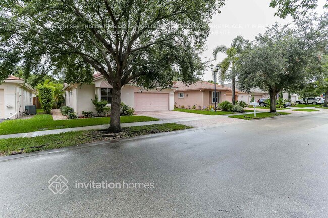 Foto del edificio - 7381 NW 1st Manor