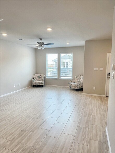 Building Photo - 3065 Strawberry Farm Ln