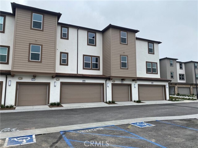 Building Photo - 1468 Stratus Dr