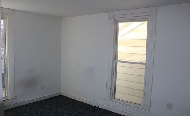 Building Photo - 1403 Monroe St