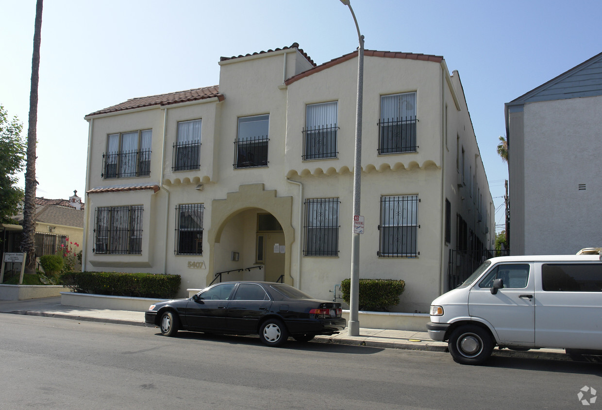 Primary Photo - Hollywood Gardens