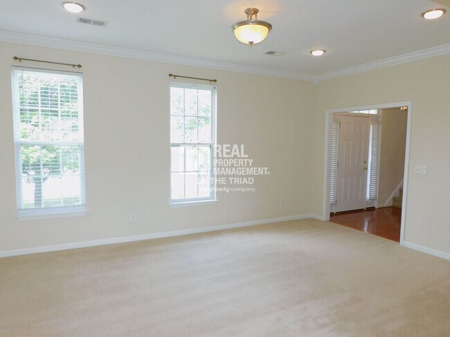 Foto del edificio - *NW High School* Lovely 4BR/2.5BA Home off...