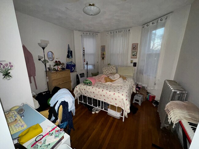 Foto del edificio - 15 Scottfield Rd