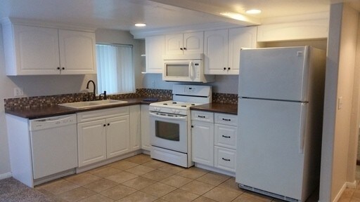 Building Photo - Duplex in La Mesa Village