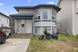 Building Photo - 8922-8970 70 Ave