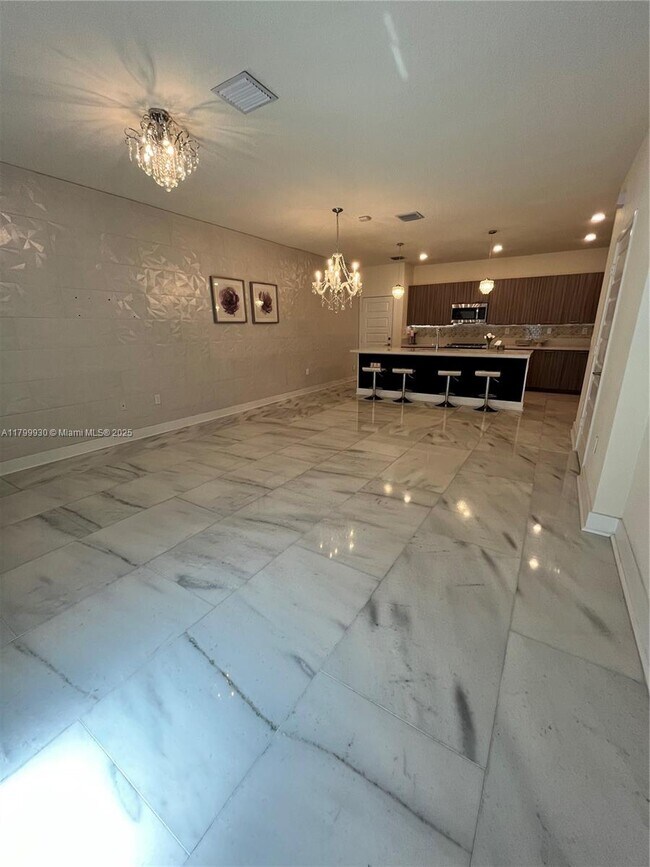 Photo - 4745 NW 83rd Pkwy House