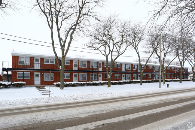 Building Photo - Normal Road Apartments