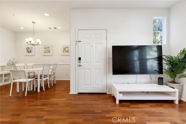 Building Photo - 303 Terra Bella