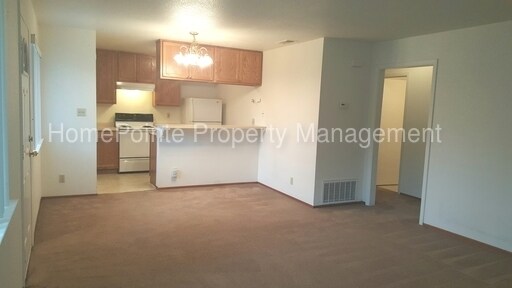 Foto del edificio - 7336 Franklin Blvd