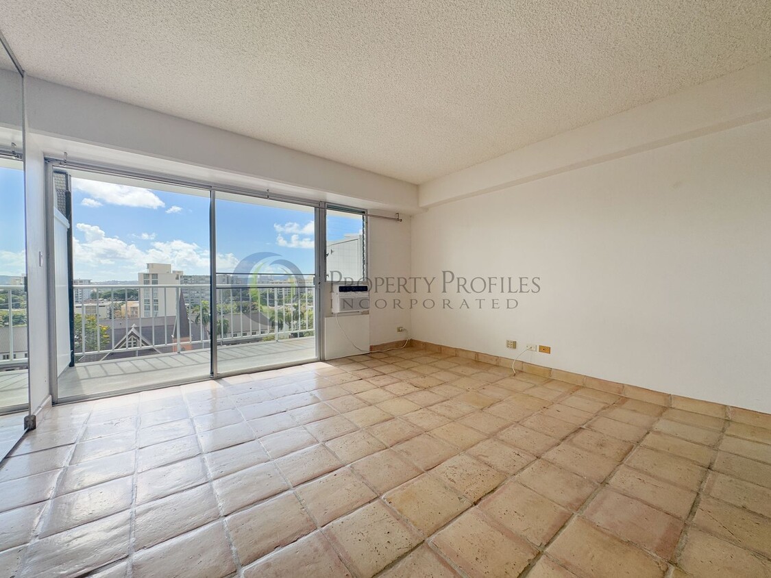 Foto principal - Large Studio/1 bath unit at Princess Kealoha