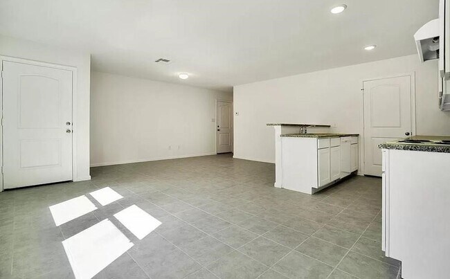 Foto del edificio - 26688 Pools Creek Dr