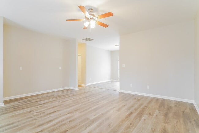 Building Photo - 2533 Friendly Trail