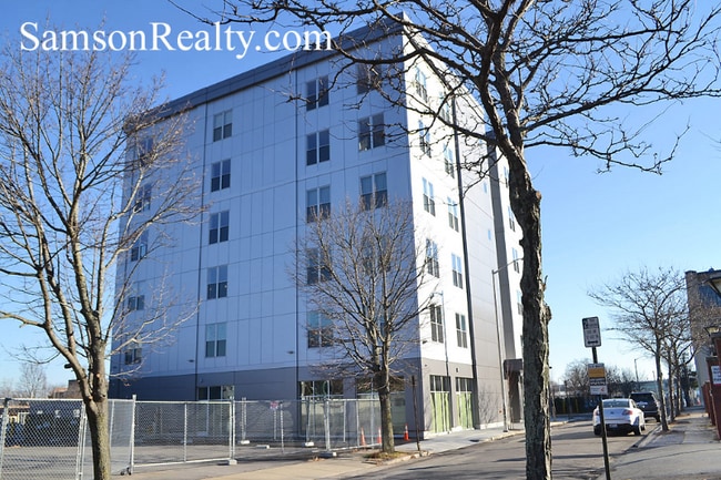 Building Photo - 44 Hospital St