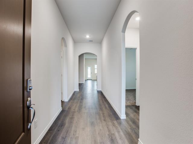 Foto del edificio - 123 Lakeview Cir