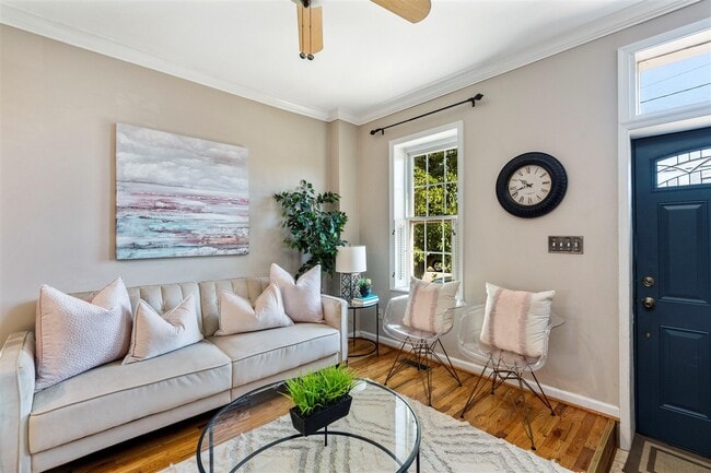 Living Room - 1413 E Clement St