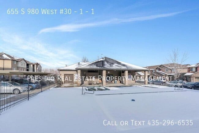 Building Photo - 655 S 980 W