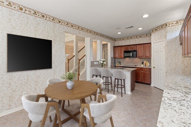 Foto del edificio - 7906 Glenn Cliff Dr