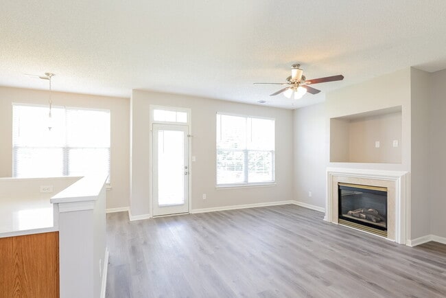Building Photo - 3606 Sipes Ln