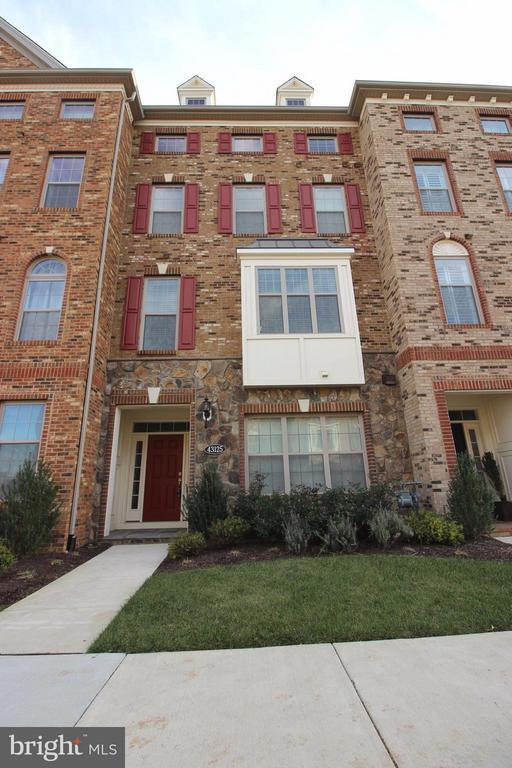 Foto principal - 43125 Shore Square