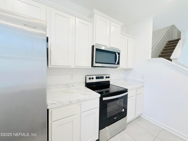 Foto del edificio - 8334 Zenith Cir