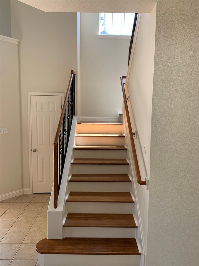 Building Photo - 3713 Turetella Dr