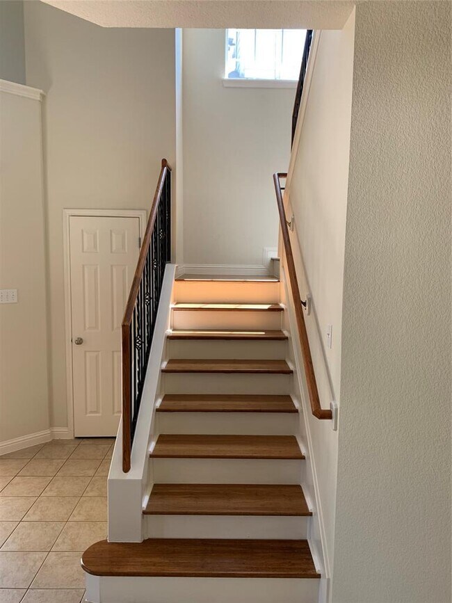 Foto del edificio - 3713 Turetella Dr