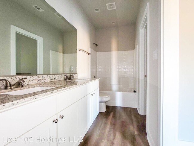 Building Photo - 3 br, 2 bath House - 3828 Skylane Ave