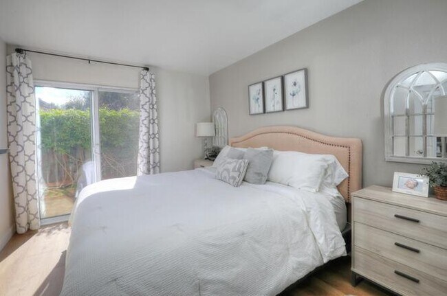 Foto del edificio - 114 Kalley Dr