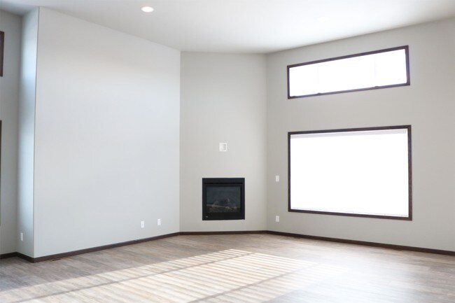 Foto del edificio - 319 32nd Ave E