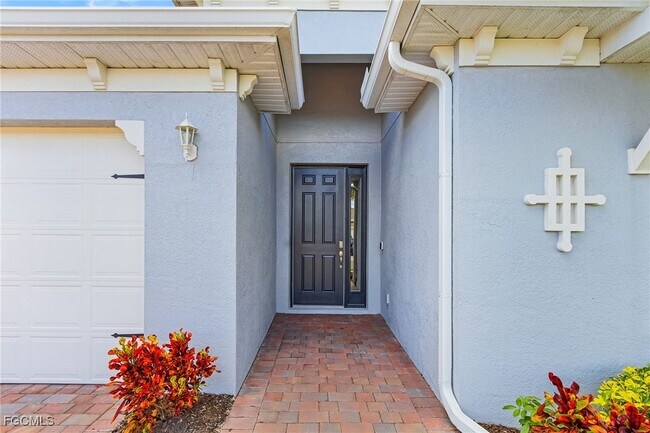 Foto del edificio - 425 Coral Reef Pl
