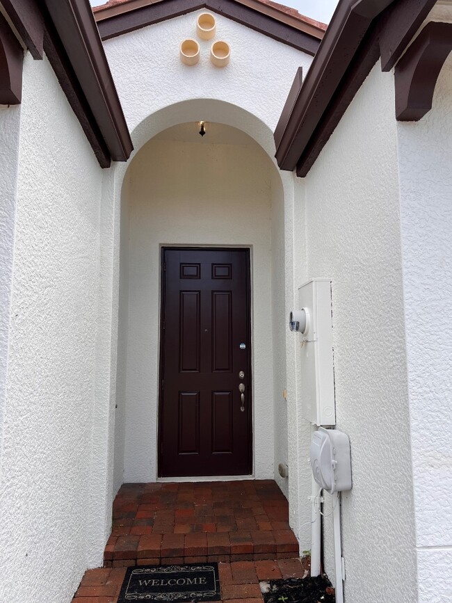 Building Photo - 7935 Bristol Cir