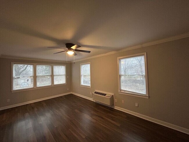 Foto del edificio - 1055 Browner St