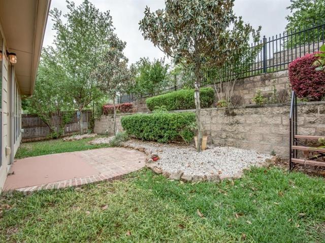 Building Photo - 2420 Barranca Way