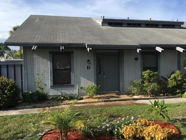 Building Photo - 422 N Cypress Drive D Jupiter FL 33469