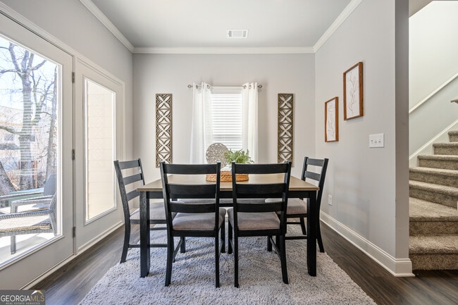 Building Photo - 2059 Pinnacle Walk