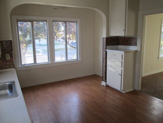 Foto del edificio - 715 Owens St