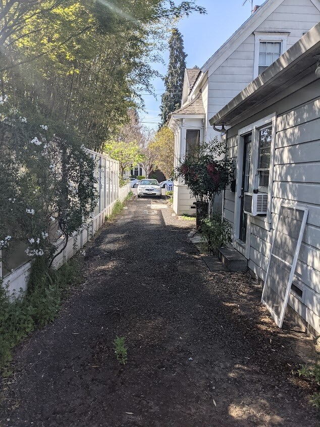 Foto del edificio - 1346 Calistoga Ave