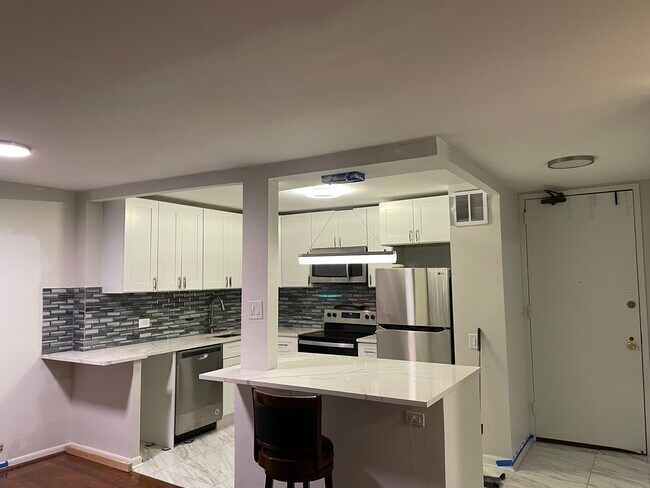 Foto del edificio - 5445 N Sheridan Rd
