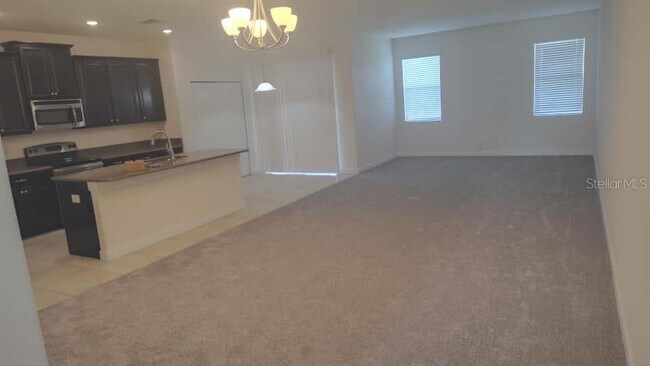 Foto del edificio - 2037 Lakeside Ave