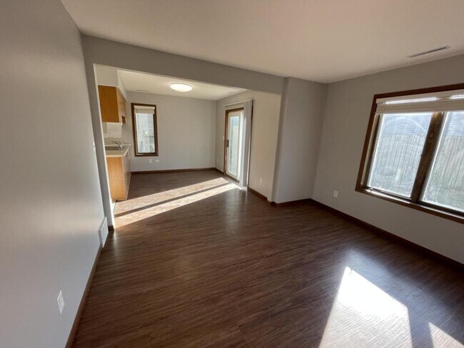 Foto del edificio - 2214 18th Ave SE