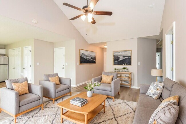 Foto del edificio - 2777 Ward Lake Ln
