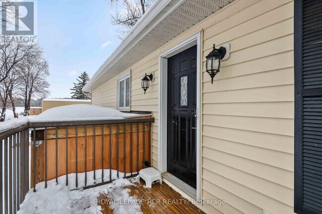 Photo du bâtiment - 18637 Hurontario St